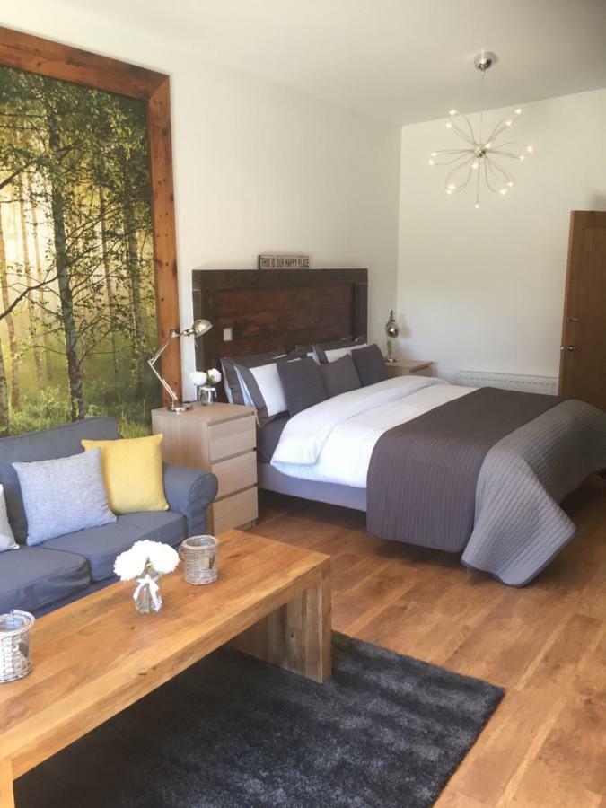 Willow Court Farm Studio South & Petting Farm, 8 Mins From Legoland & Windsor, 15 Mins From Lapland Uk Zewnętrze zdjęcie