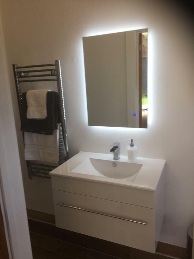 Willow Court Farm Studio South & Petting Farm, 8 Mins From Legoland & Windsor, 15 Mins From Lapland Uk Zewnętrze zdjęcie