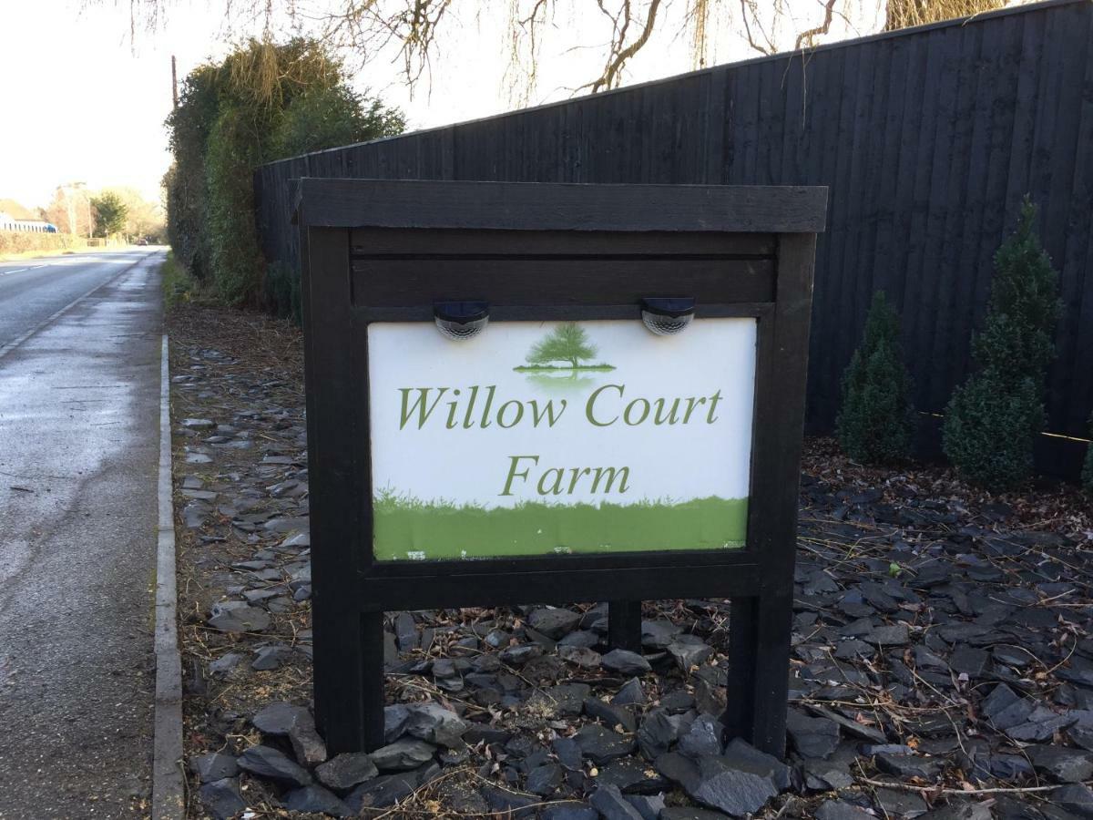 Willow Court Farm Studio South & Petting Farm, 8 Mins From Legoland & Windsor, 15 Mins From Lapland Uk Zewnętrze zdjęcie